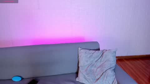 Sara  Everyday From 1430 to 2130 Col Time online show from December 2024 09:39:01 PM