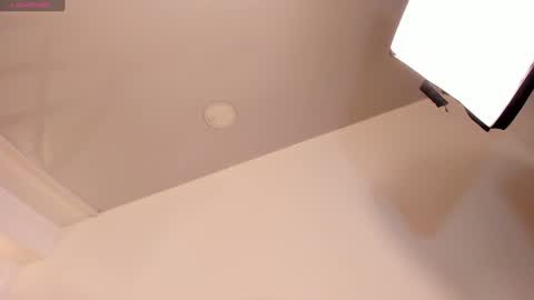 Sara  Everyday From 1430 to 2130 Col Time online show from December 2024 10:30:02 PM