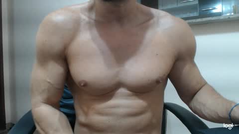 saradorj92 online show from January 2025 08:40:01 AM