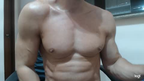 saradorj92 online show from January 2025 10:51:02 PM