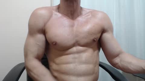 saradorj92 online show from November 2025 11:20:01 AM