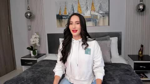 Snapshot of saragomez_1 chatting on May 2026 12:09:02 PM Sara Gomez online show from May 2026 12:09:02 PM