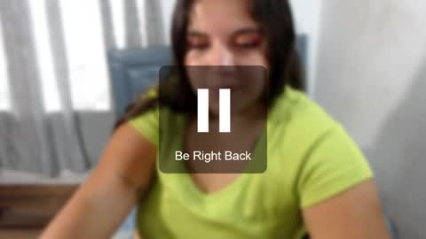 Snapshot of sarah_acero chatting on June 2026 04:35:01 PM sarah online show from June 2026 04:35:01 PM