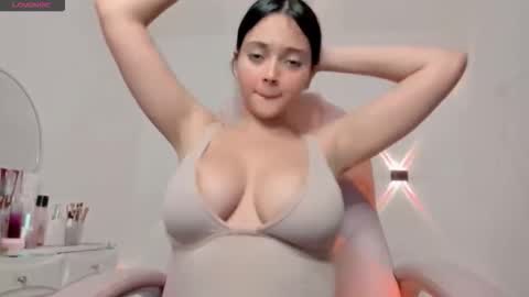 Snapshot of sarah_angelll chatting on December 2025 02:47:02 PM sarah online show from December 2025 02:47:02 PM