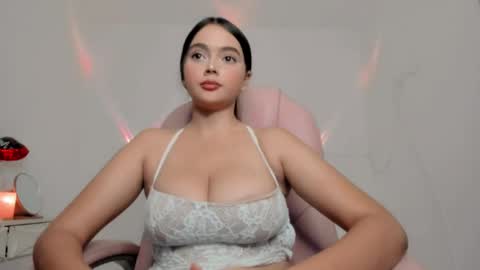 Snapshot of sarah_angelll chatting on June 2026 12:49:01 AM sarah online show from June 2026 12:49:01 AM
