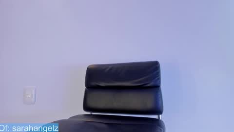 Sarah online show from November 2025 05:35:01 PM