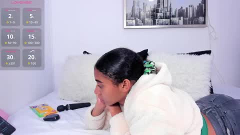 sarah_ashbourne online show from October 2025 12:24:02 PM