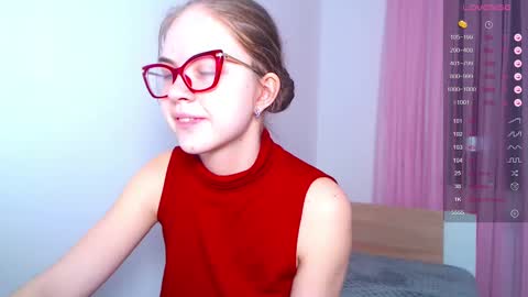 Sarah online show from March 2025 03:34:01 PM