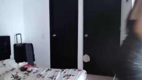 Sarah online show from February 2025 03:41:02 PM