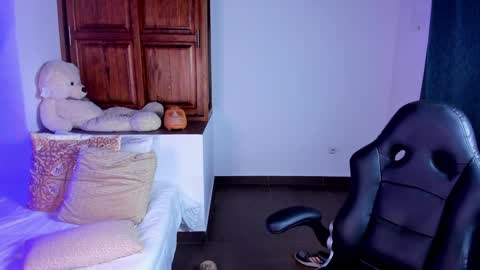 Sarah Independent model online show from January 2025 03:53:01 AM