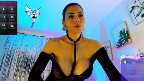 Snapshot of sarah_perez1 chatting on January 2025 04:36:01 AM INSTAGRAM...sarah22 p online show from January 2025 04:36:01 AM