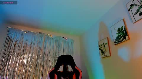 Snapshot of sarah_perez1 chatting on February 2025 10:28:02 PM INSTAGRAM...sarah22 p online show from February 2025 10:28:02 PM