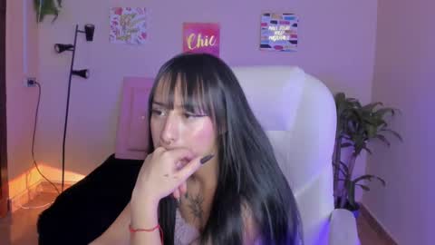 Sarah Ramirez online show from February 2025 02:27:02 PM