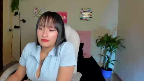 Sarah Ramirez online show from February 2025 09:24:02 PM