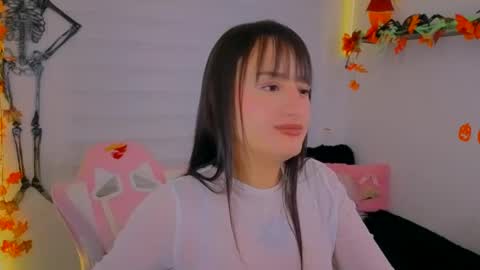 Sarah Ramirez online show from October 2025 06:37:01 AM