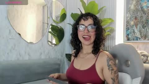 Sarah online show from March 2026 02:11:02 AM