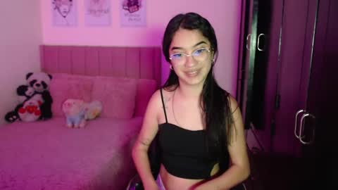 Sarah online show from February 2025 05:09:02 PM