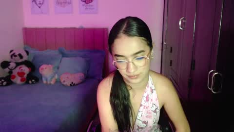 Sarah online show from February 2025 10:53:02 PM