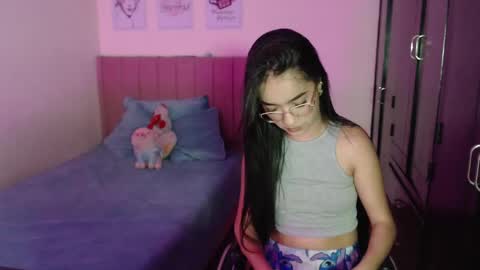 Sarah online show from February 2025 09:23:01 PM