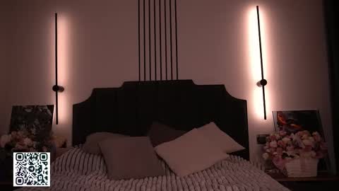 Sarah online show from November 2025 06:06:02 PM