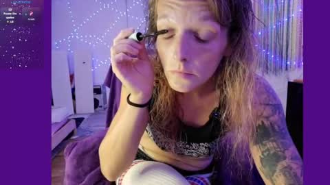 sarahdellisonn online show from June 2026 07:28:01 PM