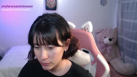 sarahdressler online show from December 2024 02:02:02 AM