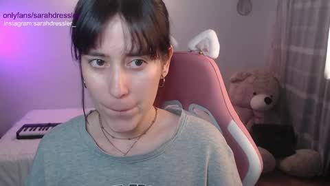 sarahdressler online show from February 2025 01:10:01 AM