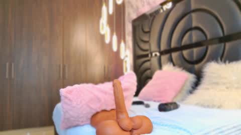 Sarah online show from February 2025 02:26:01 PM