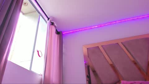 Snapshot of sarahhensoon chatting on February 2026 02:12:02 PM sarahhensoon online show from February 2026 02:12:02 PM