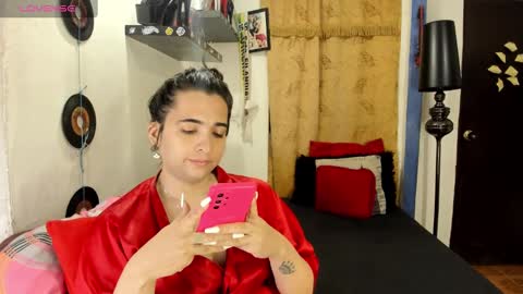 Snapshot of sarahjey chatting on February 2025 03:21:02 PM SARAHJEY online show from February 2025 03:21:02 PM