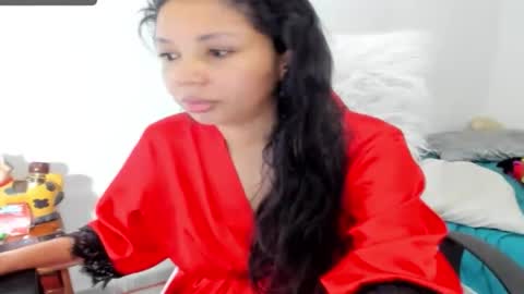 Snapshot of sarahlovexxv chatting on January 2026 05:00:01 AM Sarah online show from January 2026 05:00:01 AM