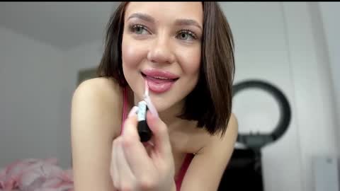 sarahphyllis online show from January 2025 06:03:02 PM