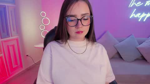 Sarah Rhodes online show from November 2025 12:29:02 PM