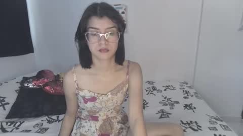 Sarah  online show from September 2025 07:39:01 PM