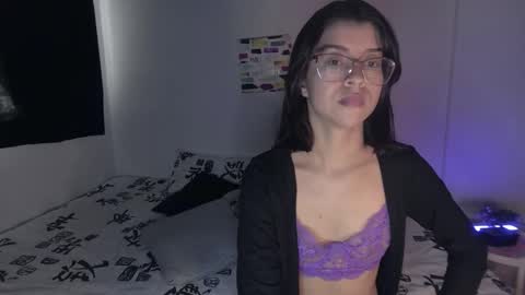 Sarah  online show from October 2025 09:01:01 PM