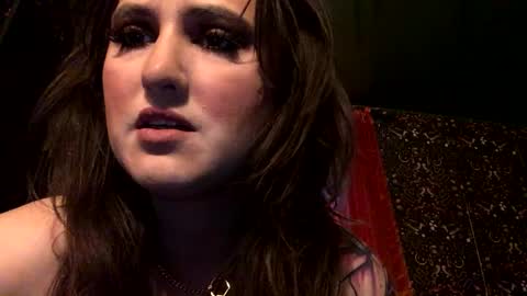 Snapshot of sarahsweetie17 chatting on September 2025 11:05:02 PM sarahsweetie17 online show from September 2025 11:05:02 PM