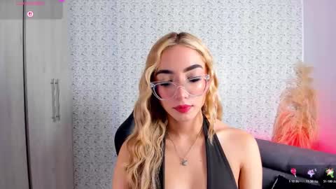 Sara jones   online show from March 2026 01:16:01 PM