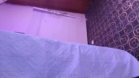 Sara  online show from September 2025 11:59:02 AM