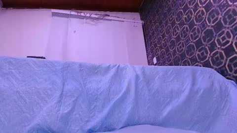 Sara  online show from October 2025 12:06:01 PM