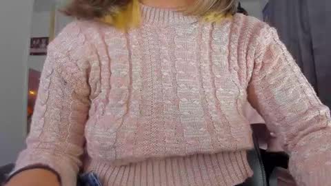 sara  online show from December 2024 06:08:02 AM