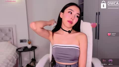 Mia online show from September 2025 06:14:01 AM