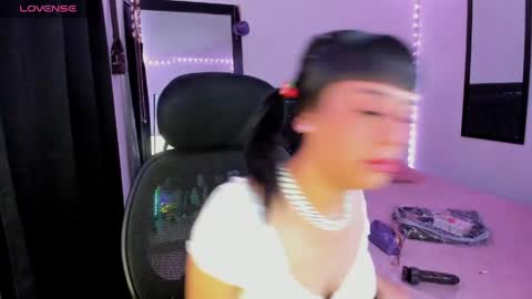 Snapshot of sarapiink chatting on May 2026 06:21:03 AM Sara online show from May 2026 06:21:03 AM