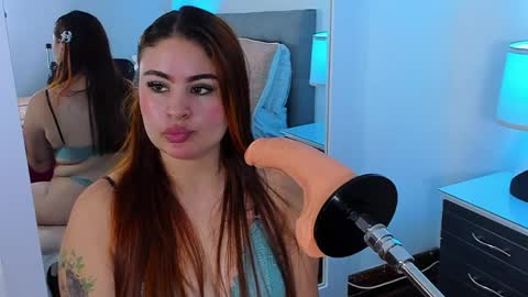 sararendon online show from April 2026 02:11:02 PM