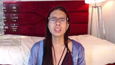 Sara online show from January 2025 10:51:02 PM