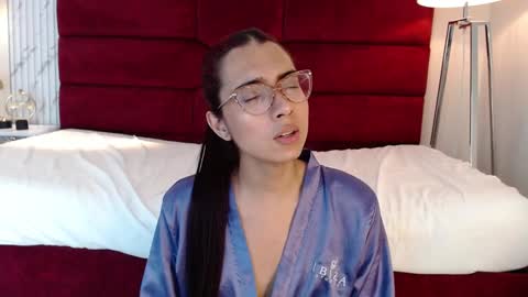 Sara online show from January 2025 10:42:01 PM