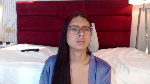 Sara online show from February 2025 10:53:02 PM