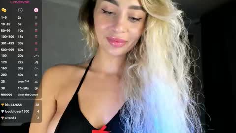 Snapshot of sarashineee chatting on October 2025 08:31:01 PM Sara online show from October 2025 08:31:01 PM