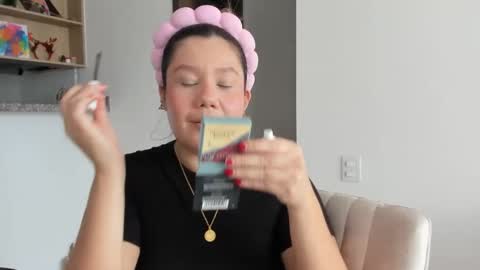 Sara  sarasmithfun by instagram online show from January 2025 07:06:02 PM