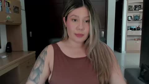 Sara  sarasmithfun by instagram online show from February 2025 07:56:01 PM