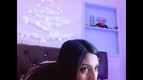 sarastonesx online show from December 2024 12:02:01 PM